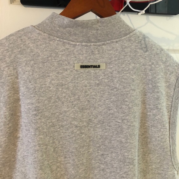 Essentials Sweater - Picture 1 of 8